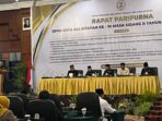 Ketua Badan Pembentukan Peraturan Daerah DPRD Kota Balikpapan, Andi Arif Agung Saat Rapat Paripurna di Grand Senyiur Hotel Balikpapan, pada hari Jumat (2/5/2025). Foto: BorneoFlash/Ardian 