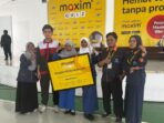 Maxim menyelenggarakan acara  Kuis Edukasi Baru Untuk Lebih dari 200 Siswa di Samarinda Bersama Kementerian Pendidikan dan Kepolisian, pada tanggal 2 Mei 2025. Foto: HO/Maxim Indonesia
