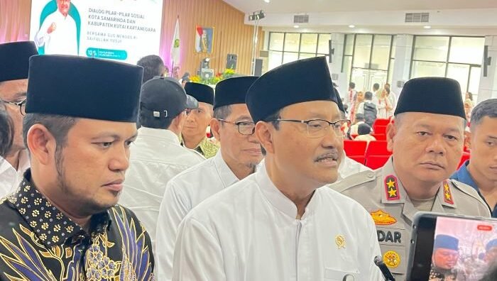 Menteri Sosial, Saifullah Yusuf bersama Gubernur Kaltim, Rudy Mas'ud. Menteri Sosial, Saifullah Yusuf bersama Gubernur Kaltim, Rudy Mas'ud. Foto: BorneoFlash/Nur Ainunnisa