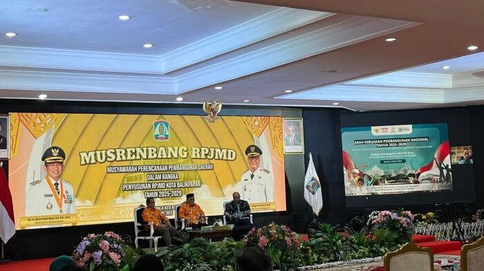 Musyawarah Perencanaan Pembangunan Daerah (Musrenbang), dalam rangka penyusunan Rencana Pembangunan Jangka Menengah Daerah (RPJMD) Kota Balikpapan, pada hari Senin (26/5/2025). Foto: BorneoFlash/Ardian
