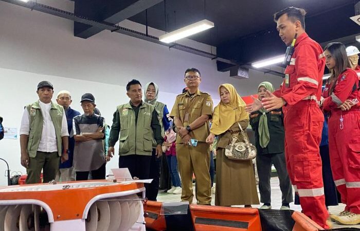 PT KPI Unit Balikpapan kembali menggelar Sosialisasi Penanganan Tumpahan Minyak bersama Kampung Siaga Bencana (KSB) dan Masyarakat, pada Rabu (30/4/2025). Foto: HO/KPI Unit Balikpapan