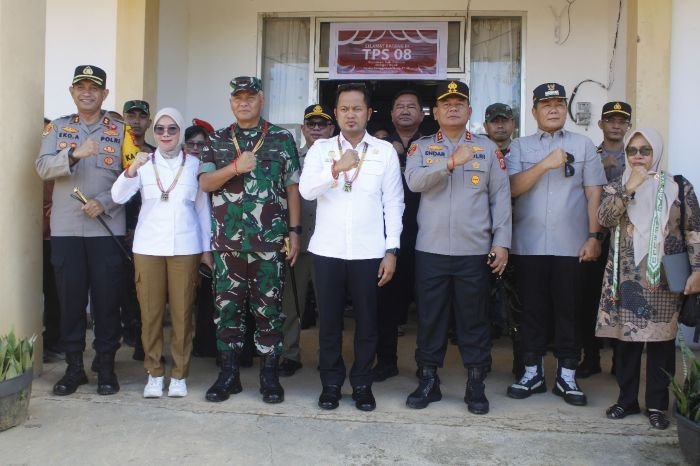 Pangdam VI/Mulawarman Dampingi Gubernur Kaltim dalam Kunjungan Kerja ke Mahulu