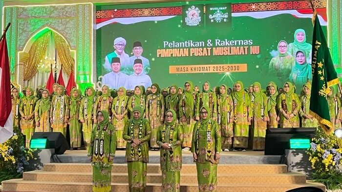 Pelantikan dan Rapat Kerja Nasional (Rakernas) Pimpinan Pusat Muslimat Nahdlatul Ulama (NU) Masa Khidmat 2025–2030 yang digelar di Samarinda, Kalimantan Timur pada Sabtu (10/5/2025). Foto: BorneoFlash/Nur Ainunnisa