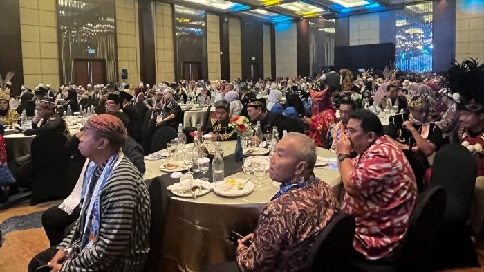 Perayaan HUT ke-53 REI di Novotel Hotel Balikpapan, Rabu malam (14/5/2025). Foto: BorneoFlash/Niken Sulastri