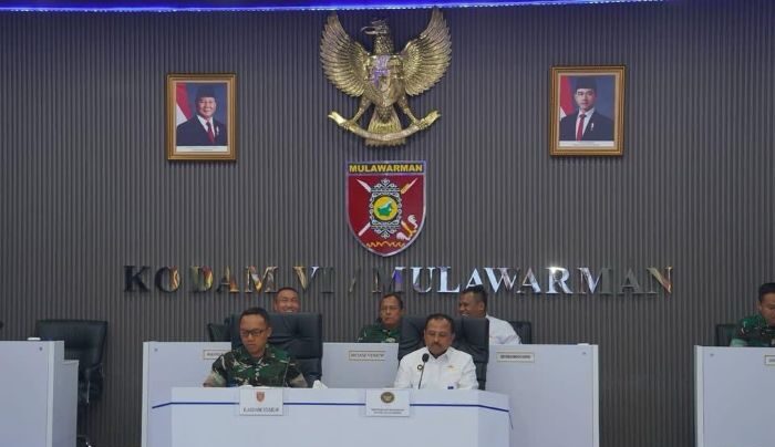 Rapat Koordinasi Monitoring Penanganan Ormas Terafiliasi Premanisme yang Mengganggu Stabilitas Keamanan dan Investasi di Provinsi Kaltim, bertempat di Ruang Yudha Makodam VI/Mulawarman, Balikpapan, pada Sabtu (10/05/2025). Foto: HO-Pendam VI/Mlw