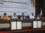 Rapat paripurna dipimpin Ketua DPRD Kota Balikpapan, Alwi Al Qadri di Gedung Parkir Klandasan Lantai 8, pada Senin (26/5/2025). Foto: BorneoFlash/Ardian