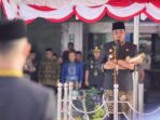 Gubernur Kaltim Rudy Mas'ud, Saat Pimpin Upacara Hari Pendidikan Nasional di Halaman Kantor Gubernur Kaltim, Jumat (2/5/2025). Foto: Ist/admpimpemprov