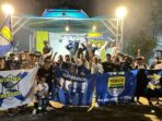 Viking Borneo Gelar Nobar dan Rayakan Persib Juara Liga 1 2024/2025 di Angkringan Pemuda Balikpapan, Jumat malam (9/5/2025). Foto: HO/Viking Borneo