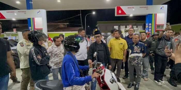 Tinjau Tiga SPBU, Wali Kota Balikpapan dan Pertamina Pastikan Distribusi BBM Normal