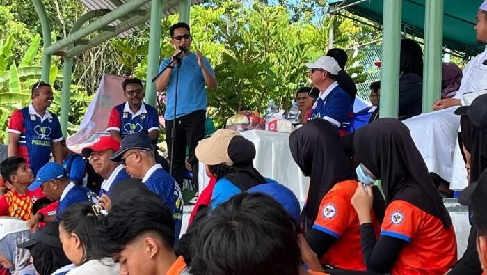 Wali Kota Rahmad Mas’ud Resmi Membuka Turnamen Pickleball Balikpapan Open 2025 di Lapangan Tennis Indoor Balikpapan, Kamis (29/5/2025). Foto: BorneoFlash/Ardian