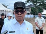 Wali Kota Samarinda, Andi Harun Saat Peletakan batu pertama dilakukan langsung oleh Kapolri Jenderal Polisi Listyo Sigit Prabowo, pada Sabtu (17/5/2025). Foto: BorneoFlash/Nur Ainunnisa