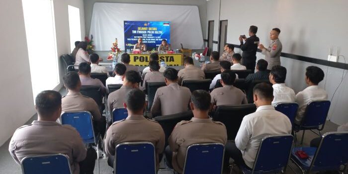 Suasana Polresta Balikpapan saat menerima kunjungan langsung dari Tim Pengawas Operasi (Wasops) Itwasda Polda Kaltim, pada Senin (19/5/2025). Foto: BorneoFlash/Agung Putra