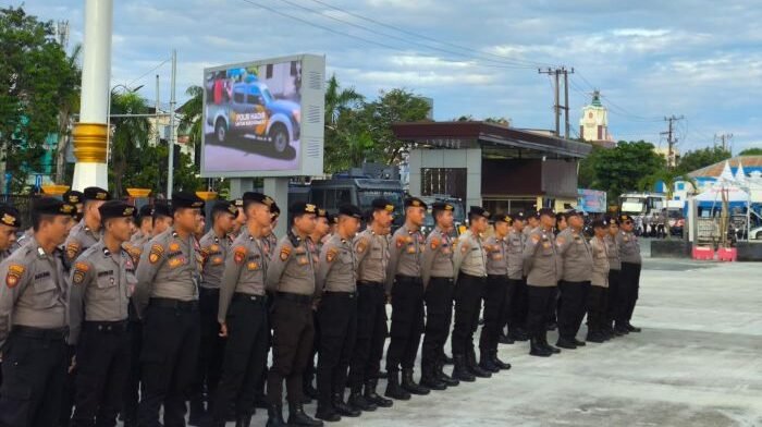 Polresta Balikpapan bersama Brimobda Kaltim menurunkan kekuatan penuh, dalam rangka menyambut dan mengamankan perayaan Hari Isa Almasih yang jatuh pada Kamis, 29 Mei 2025.