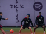 Sekuad Fc Barcelona Sedang Berlatih. Foto: dok.Fc Barcelona