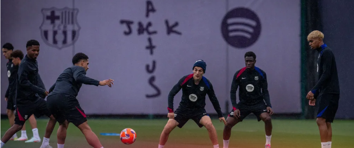 Sekuad Fc Barcelona Sedang Berlatih. Foto: dok.Fc Barcelona