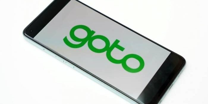 GoTo Klarifikasi Spekulasi Merger dengan Grab