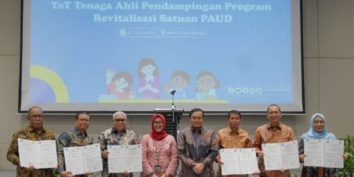 Pemerintah Siapkan Aturan Wajib Belajar 13 Tahun, PAUD Jadi Fondasi Awal