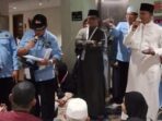 Gubernur Kalimantan Timur, H. Rudy Mas’ud dan Wali Kota Balikpapan, H. Rahmad Mas’ud mengunjungi jemaah haji Kloter 1 asal Kota Balikpapan di Makkah, Selasa pagi (3/6/2025) waktu Arab Saudi, di Hotel Al Baith Al Mansoury. Foto: BorneoFlash/IST