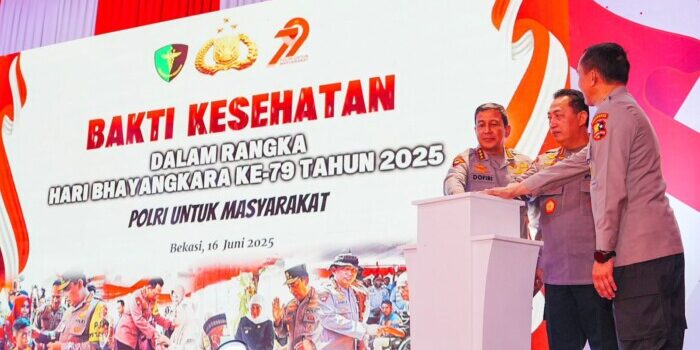 Kapolri Jenderal Listyo Sigit Prabowo menghadiri kegiatan puncak Baktikes Polri yang dilaksanakan serentak di seluruh Indonesia. Foto: HO/Humas Polri