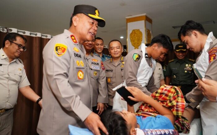 Kegiatan Bakti Kesehatan skala besar dalam Rangka HUT Bhayangkara Ke-79 yang dipusatkan di Gedung Kesenian Balikpapan, pada Senin (16/6/2025). Foto: HO/Humas Polda Kaltim