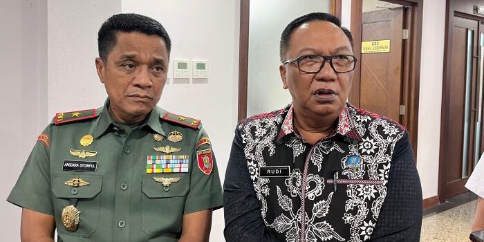 Kepala BNN Provinsi Kalimantan Timur, Brigjen Pol Rudi Hartono (Kanan). Foto: BorneoFlash/Nur Ainunnisa