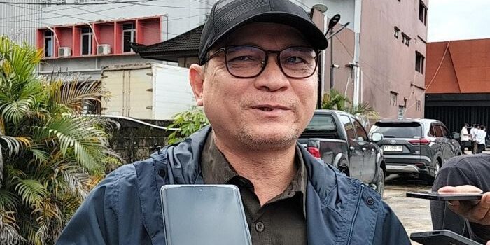 Kepala Dinas Penanaman Modal dan Pelayanan Terpadu Satu Pintu (DPMPTSP) Kota Balikpapan, Hasbullah Helmi. Foto: BorneoFlash/Ardian