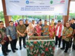 Kepala Otorita IKN Basuki Hadimuljono bersama Menteri Pendidikan Dasar dan Menengah Abdul Mu’ti meresmikan SDN 020 Sepaku, Jumat (13/06/2025). Foto: HO/Humas Otorita IKN