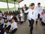 Kepala Otorita IKN, Basuki Hadimuljono membuka Diklat) Bela Negara yang diikuti sebanyak 575 CPNS Otorita IKN di Pusat Latihan Tempur (Puslatpur) Kodam VI/Mulawarman, Amborawang, pada Selasa (10/6/2025). Foto: HO/Humas Otorita IKN