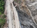 Kondisi longsor di KM 16, Kecamatan Sangasanga, Kabupaten Kutai Kartanegara, pada Kamis (12/6/2025). Foto; HO/Humas Pemprov Kaltim