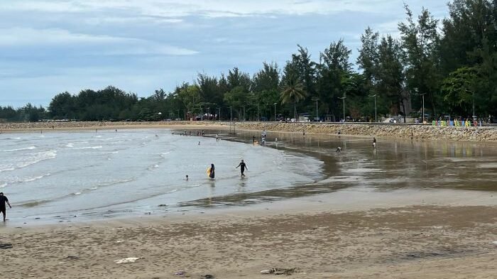 Pantai Segara Sari Manggar Balikpapan. Foto: BorneoFlash/Niken Sulastri