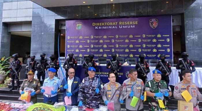 Polda Metro Jaya menggelar konferensi pers Operasi Berantas Jaya 2025. (dok. Polda Metro) Polda Metro Jaya menggelar konferensi pers Operasi Berantas Jaya 2025. (dok. Polda Metro)