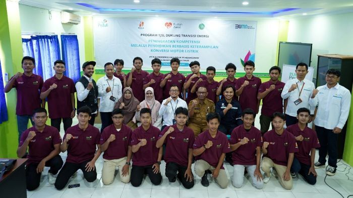 Program TJSL yang dilaksanakan PLN UIP KLT di SMKN 6 Kota Balikpapan pada 16–19 Juni 2025. Foto: HO/PLN UIP Kalbagtim