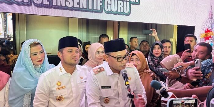 Wagub Seno: Insentif Rp500 Ribu per Bulan untuk 31.545 Guru Segera Disalurkan