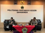Wakil Menteri Pendidikan Tinggi, Sains, dan Teknologi, Prof. Stella Christie, saat memberi sambutandalam Kunjungan Kerja di Politeknik Pertanian Negeri Samarinda (Politani). Foto: BorneoFlash/Nur Ainunnisa
