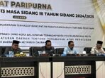 Wali Kota Balikpapan, Bagus Susetyo dalam rapat Paripurna DPRD ke-13 masa sidang III tahun sidang 2024/2025, di Gedung Parkir Lantai 8 Klandasan Balikpapan, pada hari Kamis (5/6/2025). Foto: BorneoFlash/Ardian
