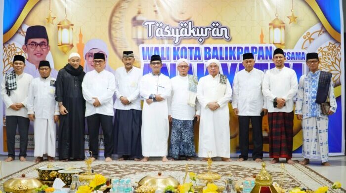 Wali Kota Balikpapan H. Rahmad Mas’ud menggelar acara silaturahmi dan syukuran Usai melaksanakan ibadah haji di Aula Rumah Jabatan Wali Kota, pada Jumat sore (13/6/2025). Foto: HO/Humas Pemkot Balikpapan