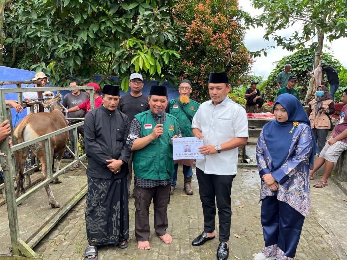 Masjid Alam Semesta Terima 11 Hewan Kurban dari Pemprov Kaltim