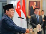 Presiden Prabowo Subianto dan Perdana Menteri (PM) Singapura Lawrence Wong melakukan pernyataan pers bersama usai Leaders’ Retreat yang digelar di Parliament House, Singapura, pada Senin, 16 Juni 2025. Foto: presidenri.go.id/BPMI Setpres
