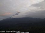 Aktivitas Gunung Semeru Meningkat, Kolom Letusan Mencapai 600 Meter. Foto: ANTARA/HO-PVMBG