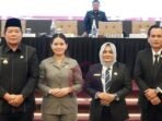 DPRD Kabupaten Mahulu menggelar Sidang Paripurna Pengumuman Penetapan Pasangan Calon Bupati dan Wakil Bupati Terpilih Mahulu Tahun 2024, sekaligus pengumuman akhir masa jabatan kepala daerah periode 2020–2025, di Grand Ballroom lantai 17 Hotel Aston Samarinda pada Rabu (16/07/2025). Foto: HO/dprd.mahakamulukab