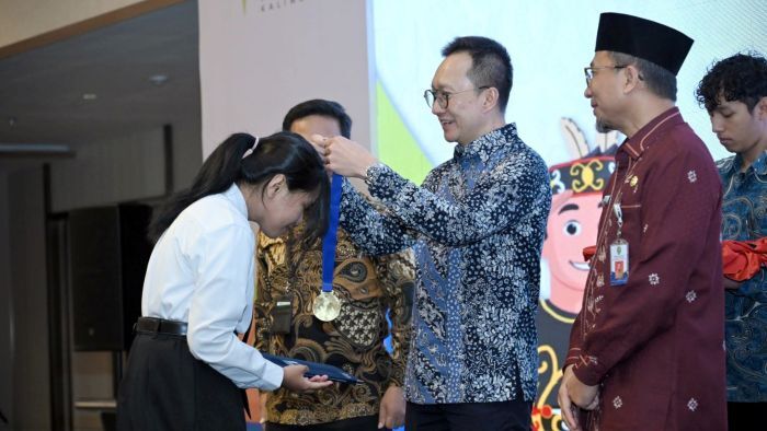 PHI Kembali Gulirkan Beasiswa Sobat Bumi, Dukung Anak Muda Kalimantan Raih Sarjana