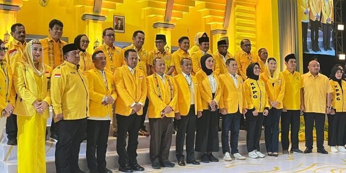 Musda Partai Golkar - Foto Bersama Musda XI Partai Golkar Kalimantan Timur yang digelar di Samarinda, pada Sabtu (19/7/2025). Foto: BorneoFlash/Nur Ainunnisa