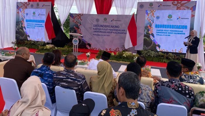 Ground Breaking Kantor Pusat Lingkungan Hidup Kalimantan, pada hari Jumat (4/7/2025). Foto: BorneoFlash/Niken Sulastri
