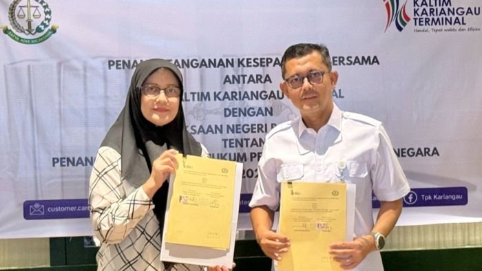 KKT menjalin kerja sama dengan Kejari Balikpapan melalui penandatanganan MoU tentang penanganan masalah hukum di bidang Perdata dan Tata Usaha Negara (TUN) untuk periode 2025–2027. Foto: HO/KKT
