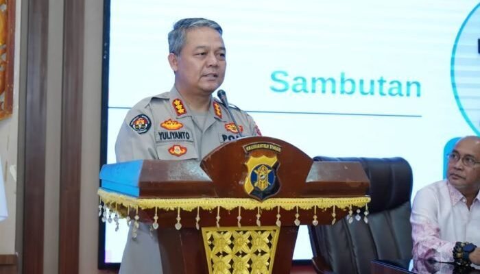 Kabid Humas Polda Kaltim Kombes Pol Yuliyanto, S.I.K., M.Sc. Secara Resmi Membuka Uji Kompetensi Wartawan (UKW) di Gedung Mahakam, pada Kamis (24/7/2025). Foto: HO/Humas Polda Kaltim
