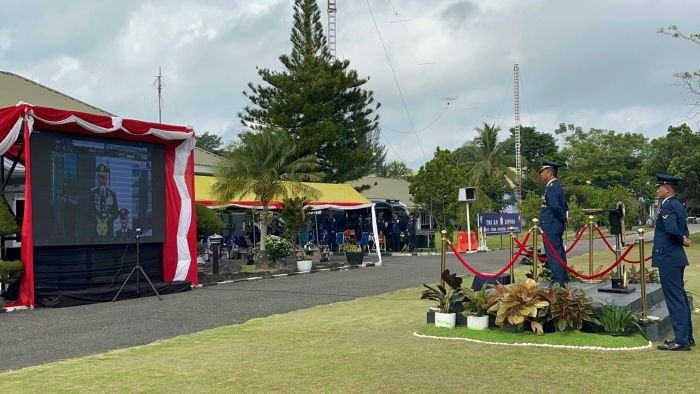 Kepala Staf Angkatan Udara (Kasau) Marsekal TNI Mohamad Tonny Harjono menyampaikan amanat secara daring kepada seluruh satuan kerja TNI AU di Indonesia, pada Selasa (29/7/2025). Foto: BorneoFlash/Niken Sulastri