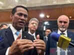 Menteri Pertanian RI Andi Amran Sulaiman (kiri). Foto: ANTARA/Harianto