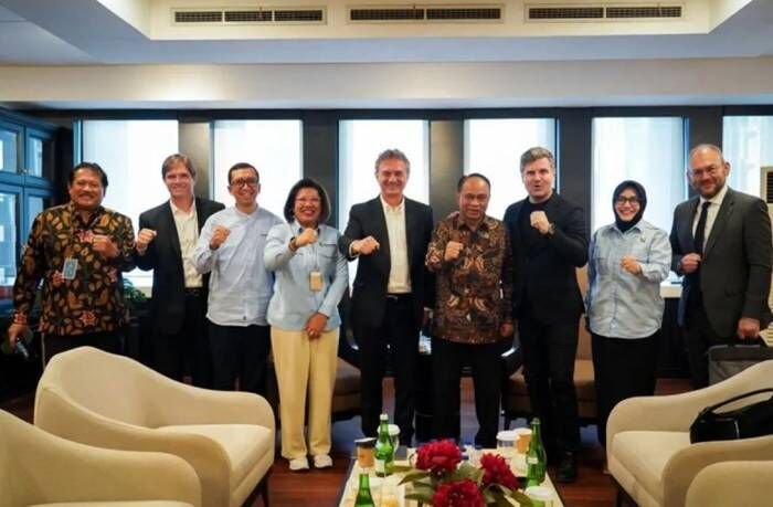Menteri Koperasi Budi Arie Setiadi dan jajaran menerima kunjungan dari Pemilik Utama J&F Investimentos, Joesley Batista, di Jakarta, Rabu (30/7/2025). FOTO: ANTARA/HO-Kemenkop RI