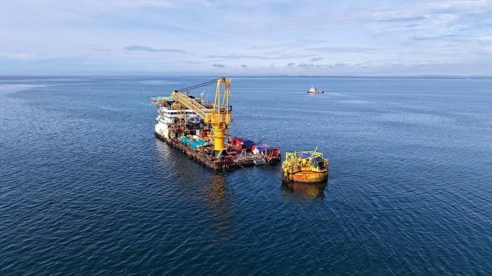 PHKT berhasil menyelesaikan pekerjaan penggantian selang bawah laut (subsea hose) pada fasilitas SPM Terminal Santan, Kalimantan Timur, lebih cepat dibandingkan jadwal. Foto: HO/PHKT