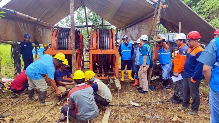 PLN melakukan inspeksi langsung ke sejumlah titik proyek pada 7–8 Juli 2025. Foto: HO/PLN UIP Kalbagtim